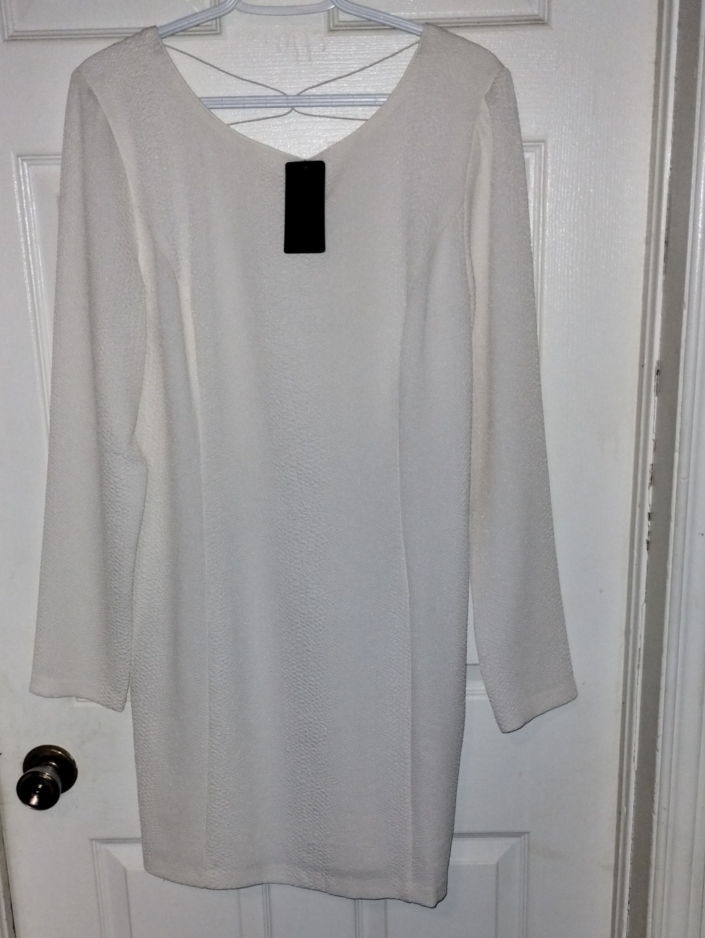 GUESS White Scoop Neck Long Sleeve Bodycon Dress - NWT- XL